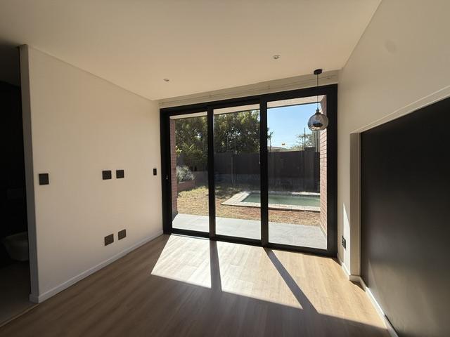 2 Bedroom Property for Sale in Fourways Gauteng