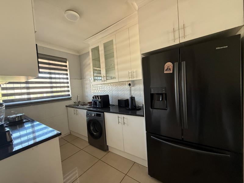 2 Bedroom Property for Sale in Vanderbijlpark Cw 6 Gauteng