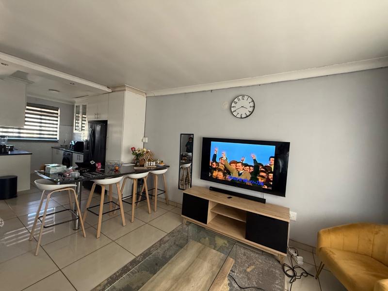 2 Bedroom Property for Sale in Vanderbijlpark Cw 6 Gauteng