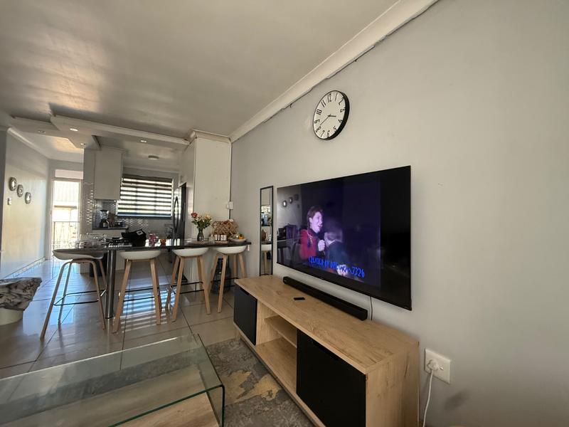 2 Bedroom Property for Sale in Vanderbijlpark Cw 6 Gauteng