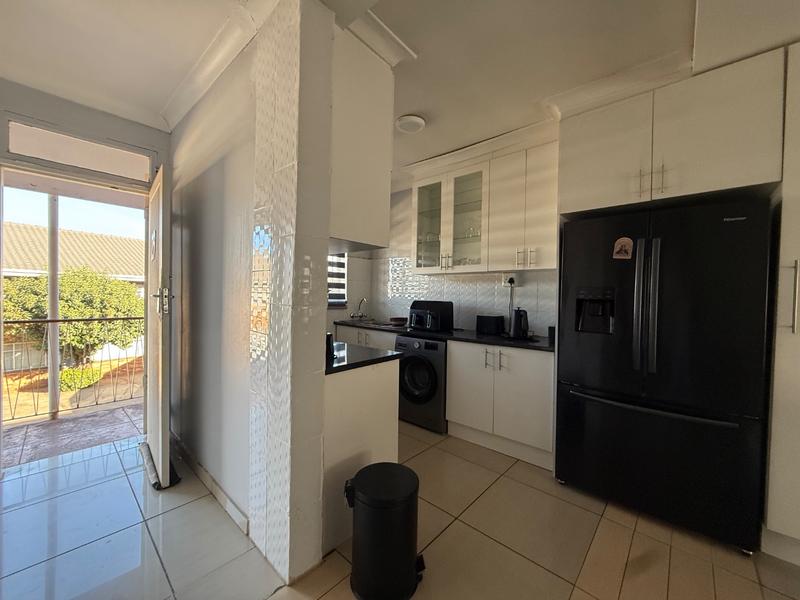 2 Bedroom Property for Sale in Vanderbijlpark Cw 6 Gauteng