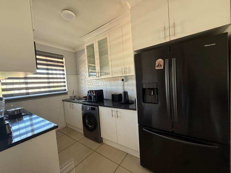 2 Bedroom Property for Sale in Vanderbijlpark Cw 6 Gauteng