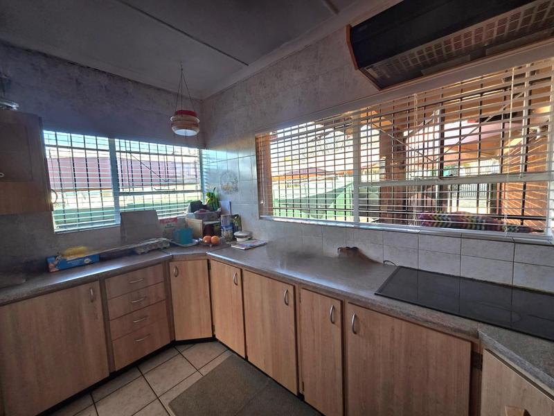 3 Bedroom Property for Sale in Woodmere Gauteng