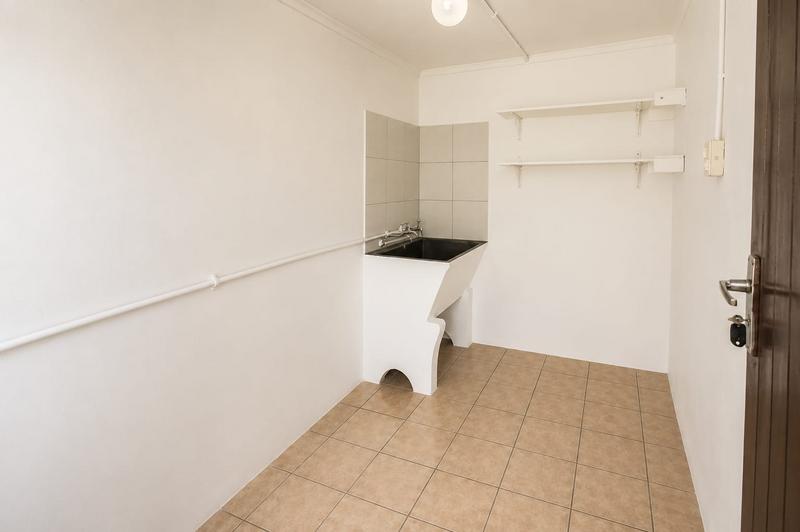 To Let 4 Bedroom Property for Rent in Franklin Roosevelt Park Gauteng