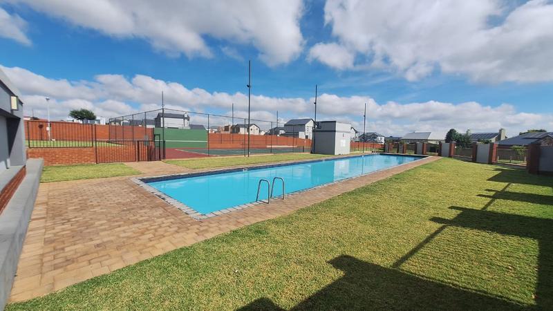 4 Bedroom Property for Sale in Heritage Hill Gauteng