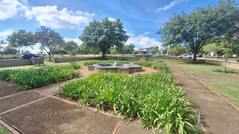 4 Bedroom Property for Sale in Heritage Hill Gauteng