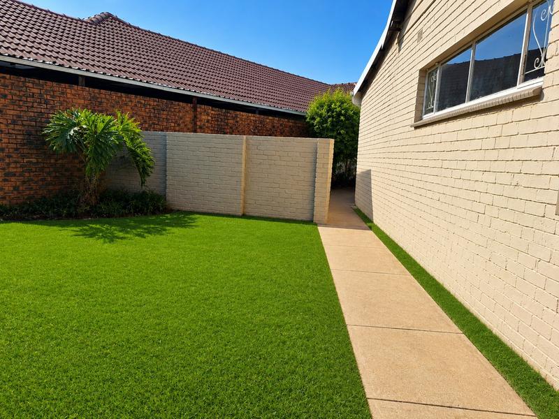 3 Bedroom Property for Sale in Parkdene Gauteng