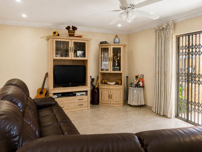 To Let 4 Bedroom Property for Rent in Newlands Gauteng