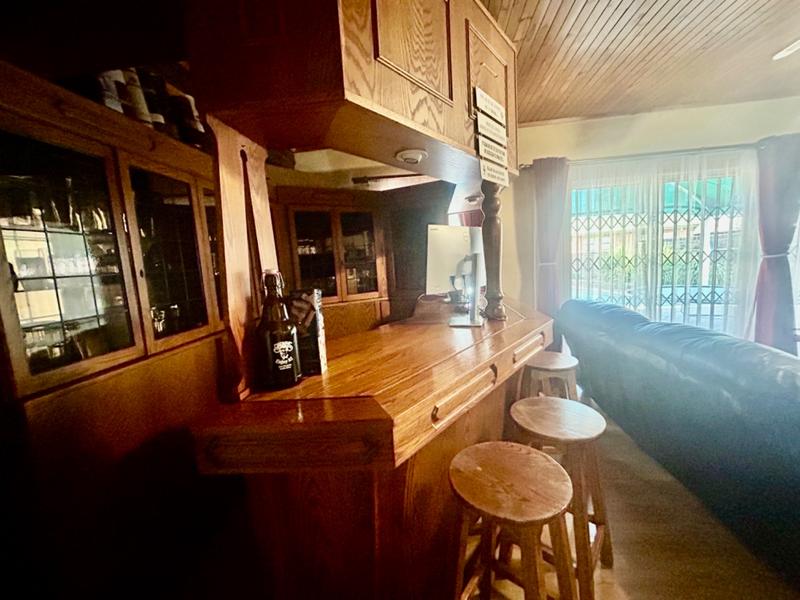 4 Bedroom Property for Sale in Flora Gardens Gauteng