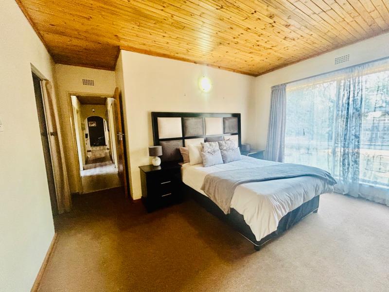 4 Bedroom Property for Sale in Flora Gardens Gauteng
