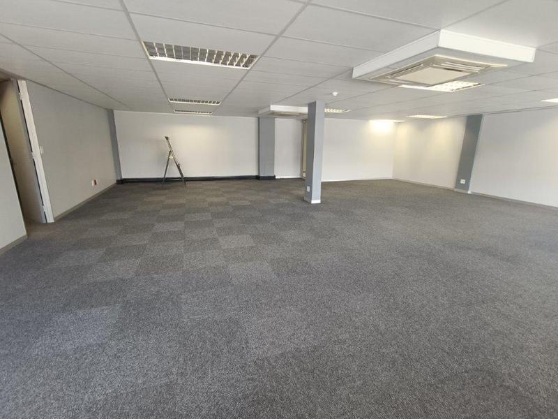 To Let Commercial Property for Rent in Cresta Gauteng