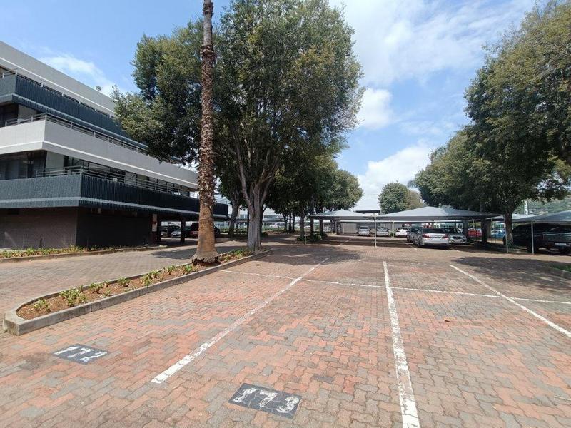 To Let Commercial Property for Rent in Cresta Gauteng