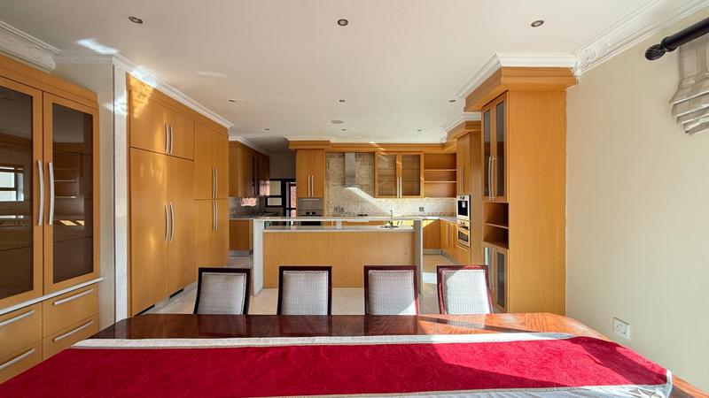 5 Bedroom Property for Sale in Waterfall Country Village Gauteng
