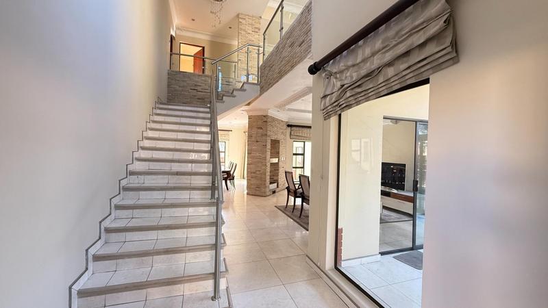 5 Bedroom Property for Sale in Waterfall Country Village Gauteng