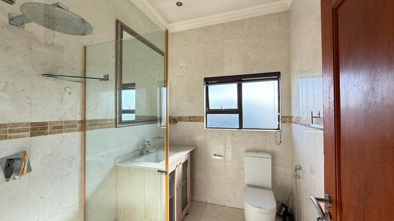 5 Bedroom Property for Sale in Waterfall Country Village Gauteng