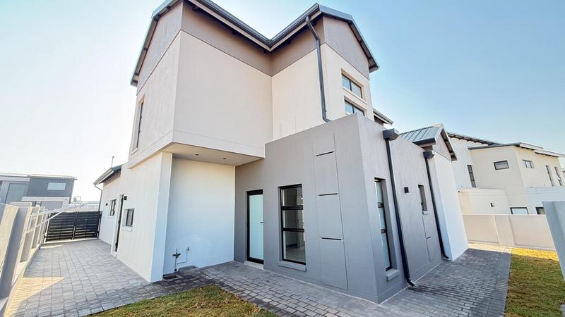4 Bedroom Property for Sale in Fountainbrook Estate Gauteng