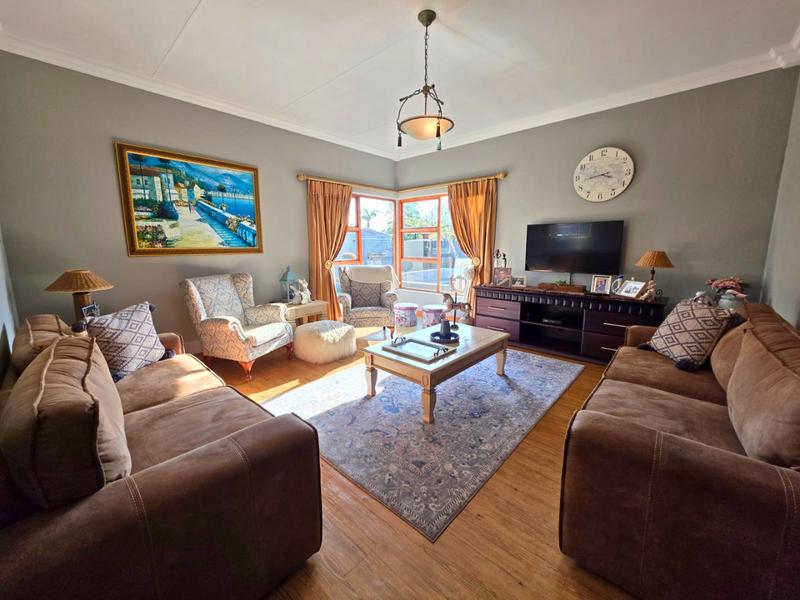 3 Bedroom Property for Sale in Glen Marais Gauteng