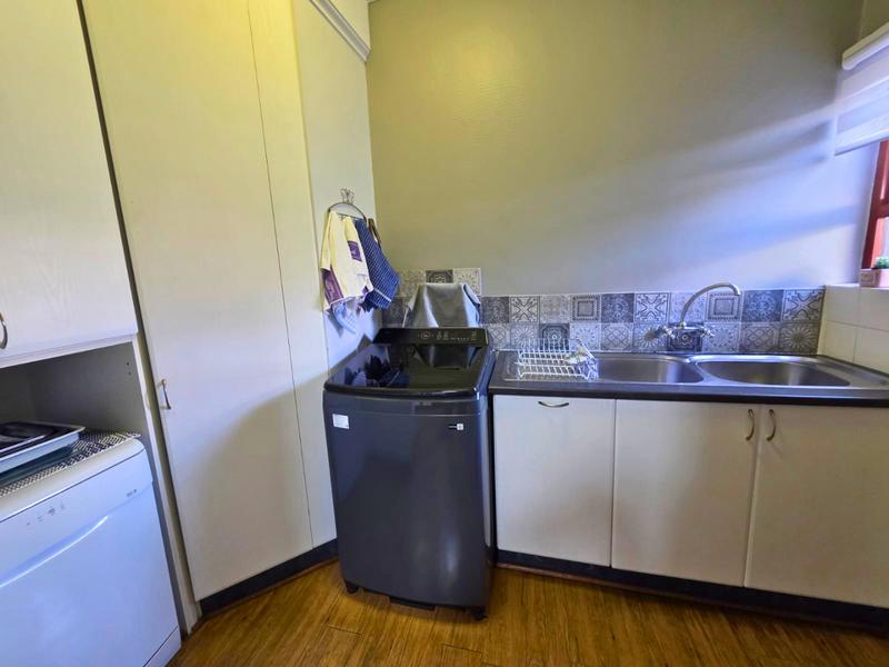 3 Bedroom Property for Sale in Glen Marais Gauteng