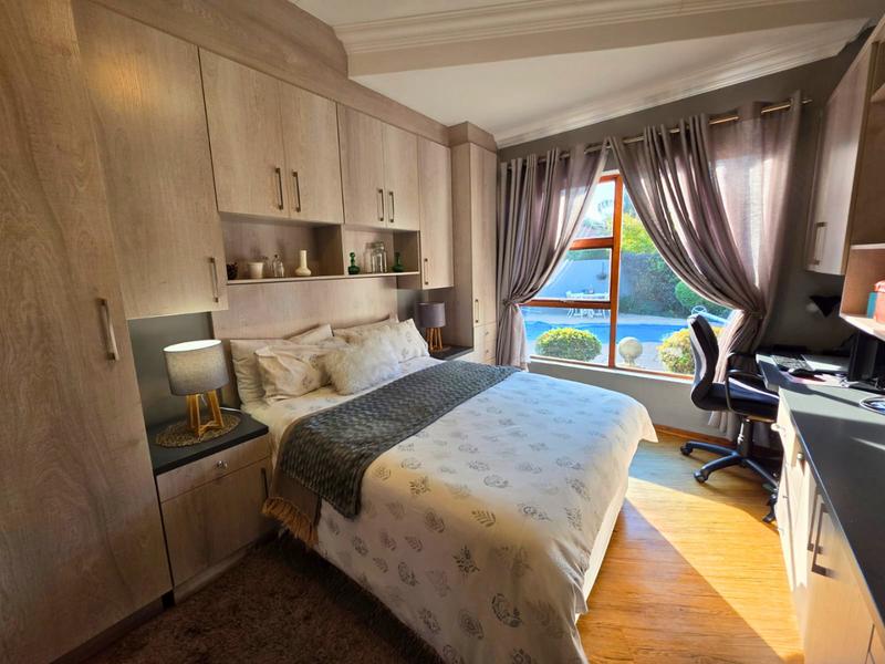 3 Bedroom Property for Sale in Glen Marais Gauteng