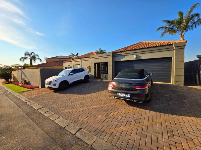 3 Bedroom Property for Sale in Glen Marais Gauteng