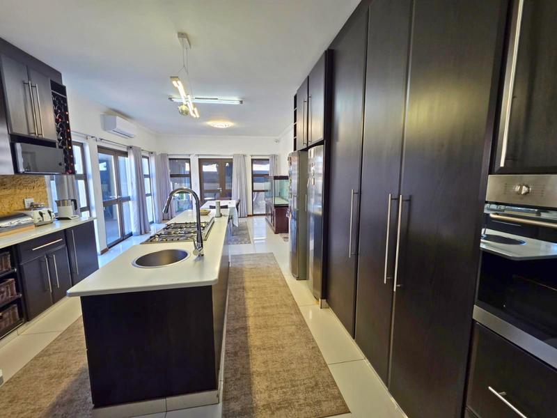 4 Bedroom Property for Sale in Glen Eagle Estate Gauteng