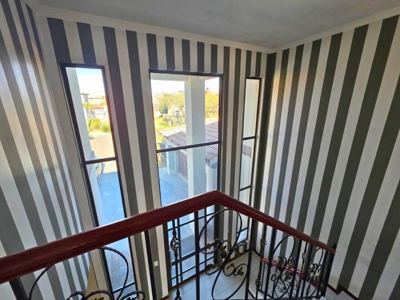4 Bedroom Property for Sale in Glen Eagle Estate Gauteng