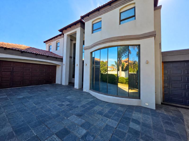 4 Bedroom Property for Sale in Glen Eagle Estate Gauteng