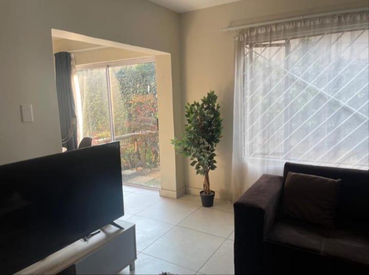 To Let 1 Bedroom Property for Rent in Eltonhill Gauteng