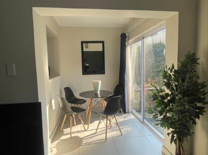 To Let 1 Bedroom Property for Rent in Eltonhill Gauteng