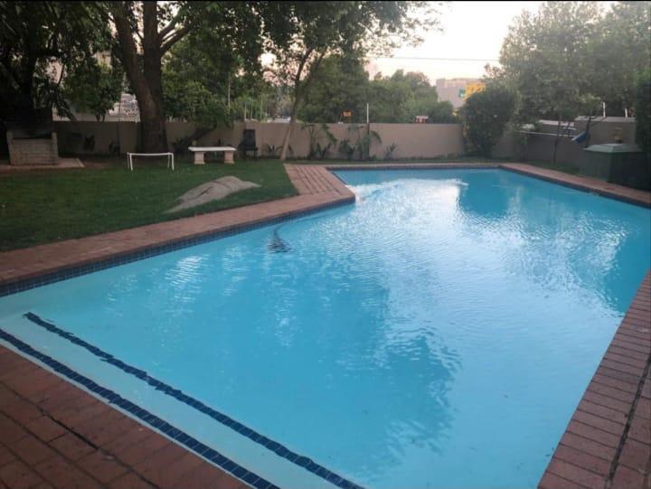 To Let 1 Bedroom Property for Rent in Eltonhill Gauteng