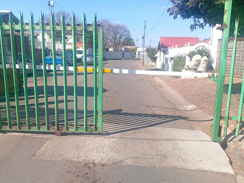 4 Bedroom Property for Sale in Lorentzville Gauteng