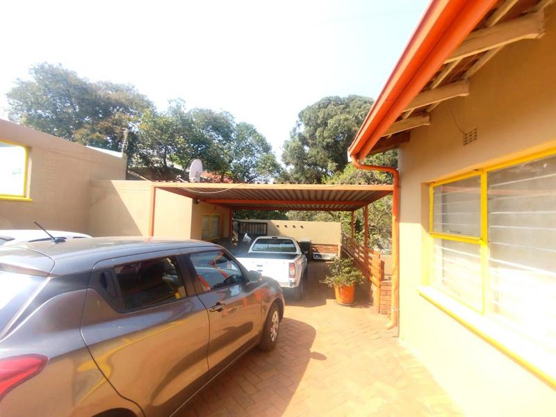 4 Bedroom Property for Sale in Lorentzville Gauteng