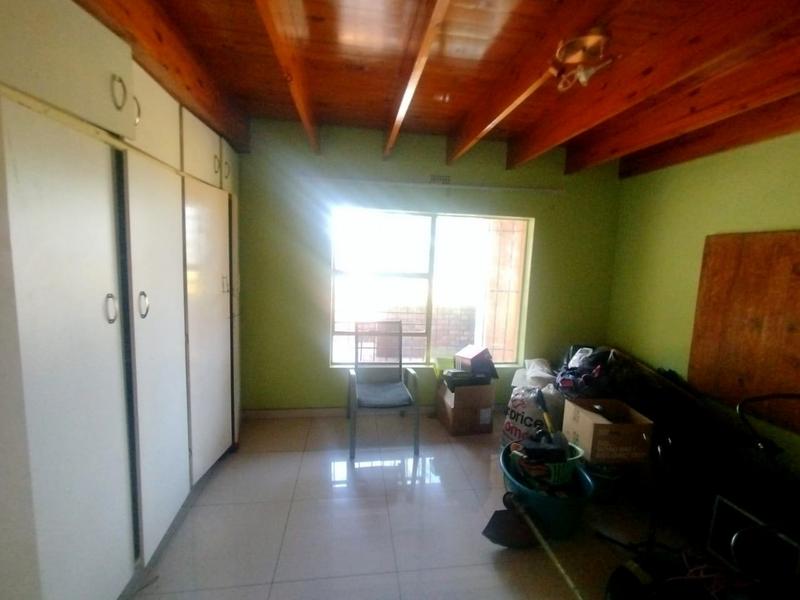 4 Bedroom Property for Sale in Lorentzville Gauteng