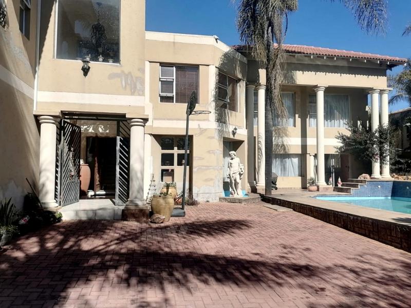 5 Bedroom Property for Sale in Noordkruin Gauteng
