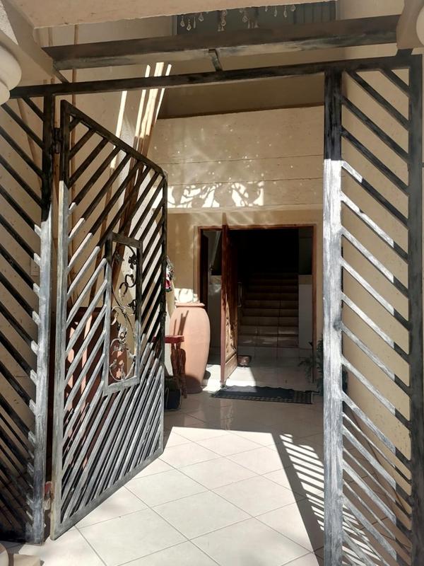5 Bedroom Property for Sale in Noordkruin Gauteng