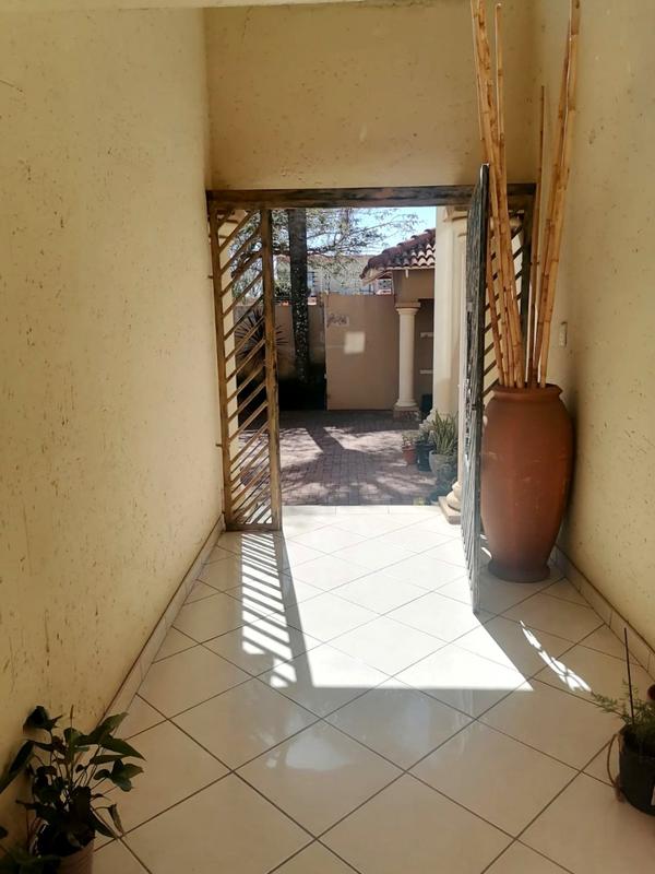 5 Bedroom Property for Sale in Noordkruin Gauteng