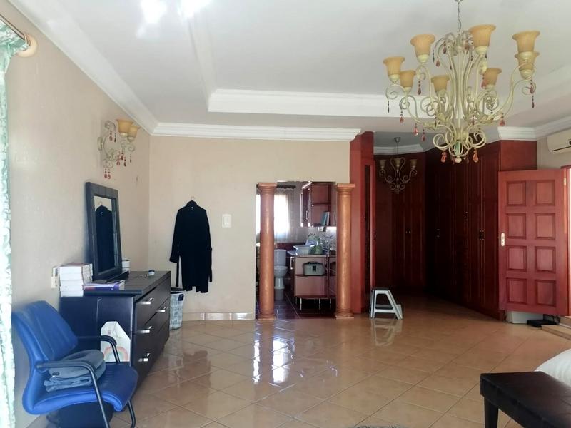 5 Bedroom Property for Sale in Noordkruin Gauteng