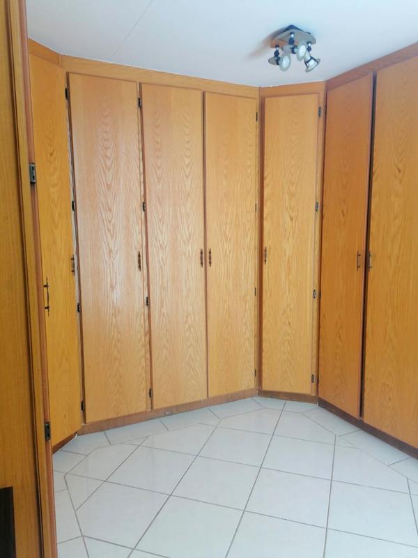 5 Bedroom Property for Sale in Noordkruin Gauteng