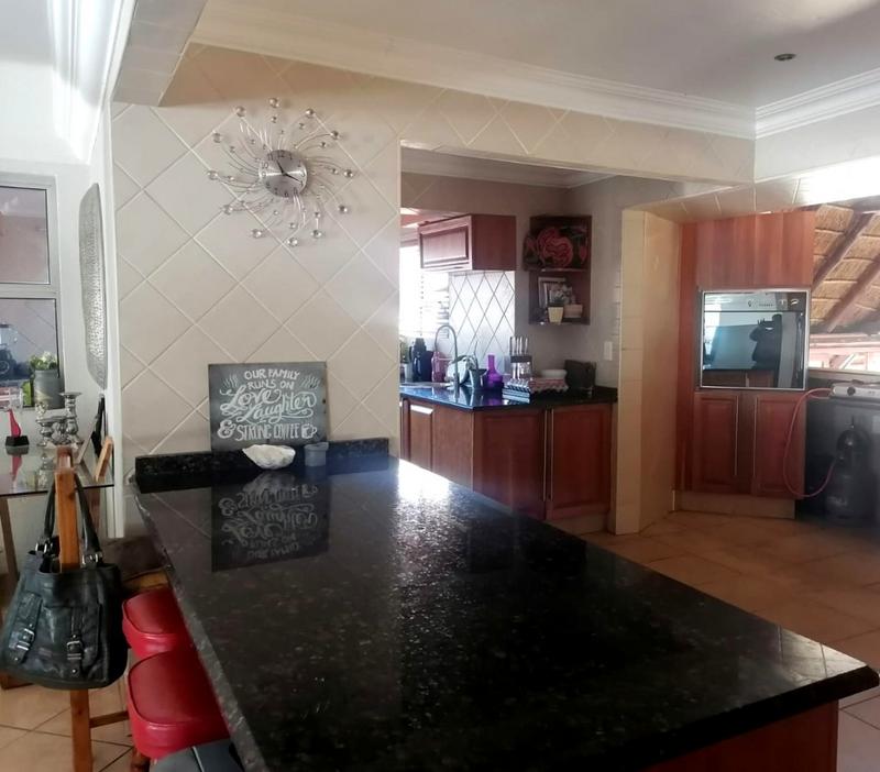 5 Bedroom Property for Sale in Noordkruin Gauteng