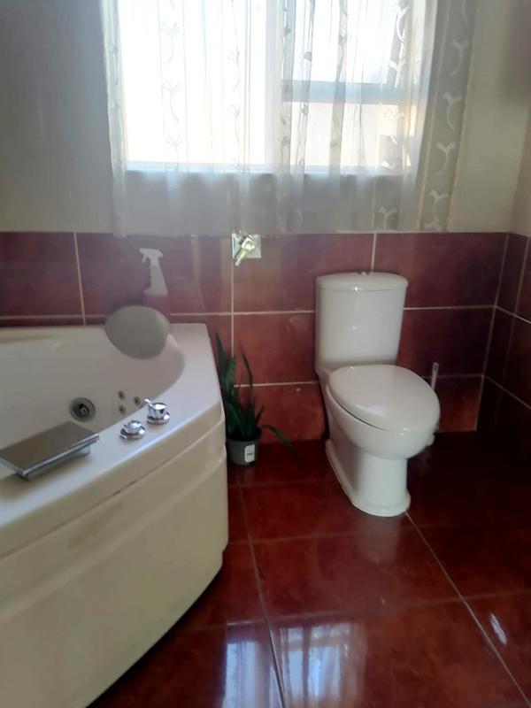 5 Bedroom Property for Sale in Noordkruin Gauteng