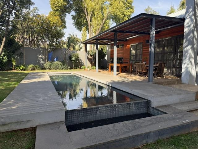 To Let 1 Bedroom Property for Rent in Bedfordview Gauteng