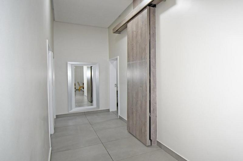 To Let 2 Bedroom Property for Rent in Kensington Gauteng