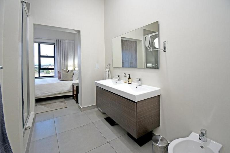 To Let 2 Bedroom Property for Rent in Kensington Gauteng