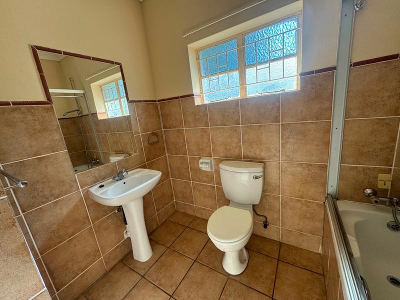 To Let 2 Bedroom Property for Rent in Modderfontein Gauteng