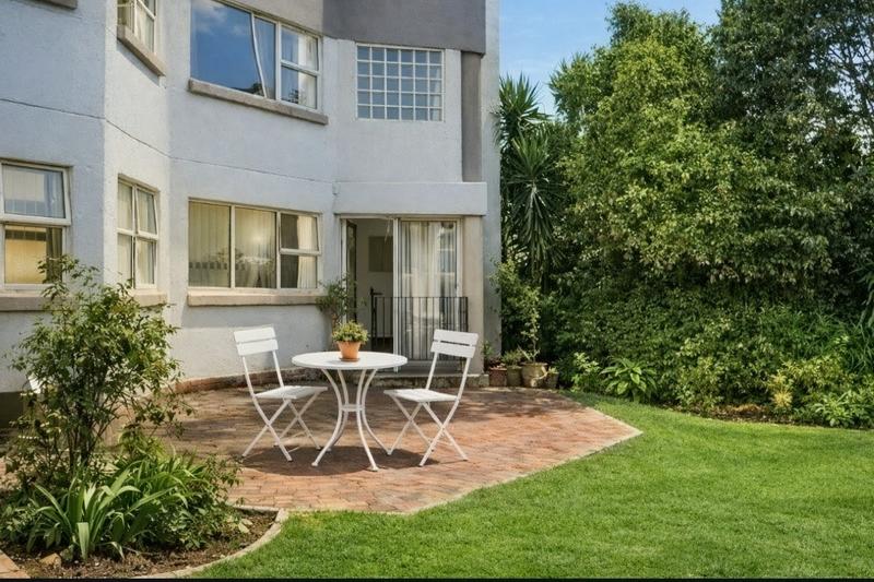 2 Bedroom Property for Sale in Bedfordview Gauteng