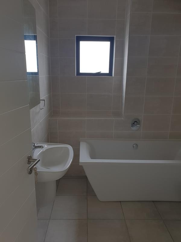 1 Bedroom Property for Sale in Linbro Park Gauteng