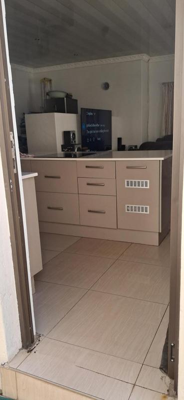 5 Bedroom Property for Sale in Meadowlands Gauteng