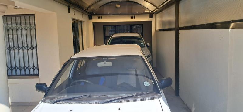 5 Bedroom Property for Sale in Meadowlands Gauteng