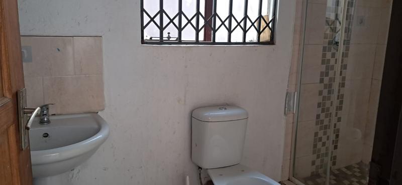 5 Bedroom Property for Sale in Meadowlands Gauteng