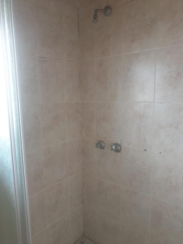 3 Bedroom Property for Sale in Chiawelo Gauteng